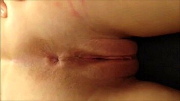 i got this compilation of asshole spreads, check it out