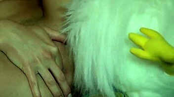 i'm anastasia masturbatin on couch