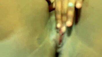 unsatisfied wife fucking herself with toys. 😩🍆