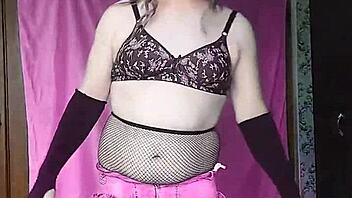 Big Ass Sexy White Boy Dancing and Riding