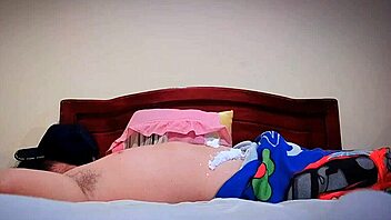 A curvy bbw lets me feel her big tits and ass.