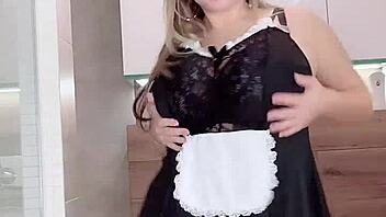 Big natural breast exposed while cleaning the bathroom