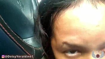 big ass flashing in car for swingers