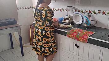 my stepmom helps with sex lessons, we end up fucking hard, she's the best