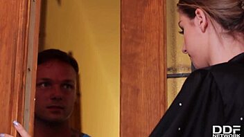 Sultry Italian Stella Cox helps her neighbor with a special favor