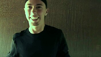 Gay Guy During Cruising Plan - Behind The Scene Porn