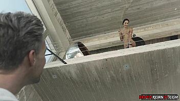 i welcamed my girlfriend warmly