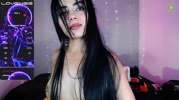Samara's Latina Webcam Tease Featuring Her Ass, Pussy, and Tits