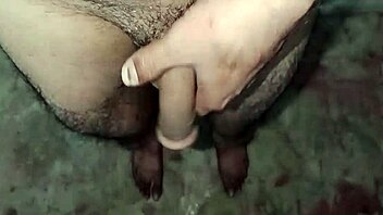 hot pakistani bisexual gay masturbates alone at night with anal assfucking