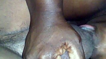 Big booty ebony hooker takes big black cock 😍