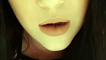 Get Up Close With Harmony Reigns' Pretty Blue Eyes And Sexy British Accent!