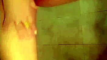 Pakistani girl squirts while fingering herself.