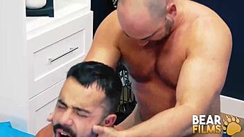 man, watch tyler reed bareback hairy teddy torres hard!