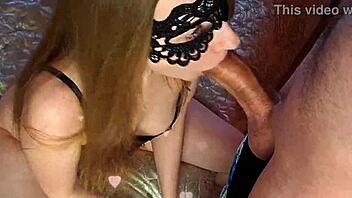 long-haired chick blows boyfriend regularly 😏