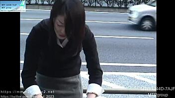 hey, wanna see my japanese manicure while i finger myself on cam?