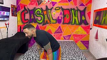 WE CALLED A BRUNETTE GG PLUS SIZE FOR BIG BLACK COCK FUSION! DEBUT ON XVIDEOS, WHAT A DELICIOUS FUCKING SESSION WITH BIG TITS AND ASS SPREADING!