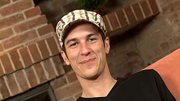 casual story of bare gay sex between two guys