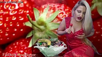 Food porn in financial domination style 😋