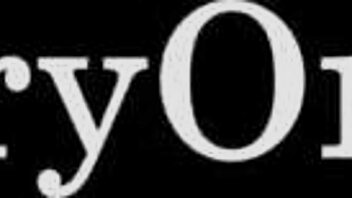 Hot Fuck With Juicy Girl Moaning Orgasms From Fingering.