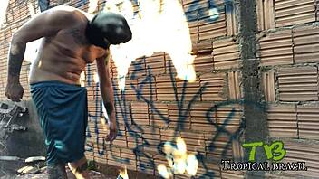 Sosinho No Quintal Com A Intiada Safada