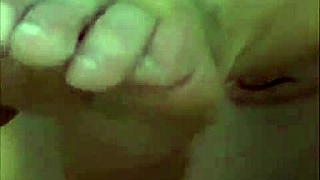 Worship my sexy ass and foot aroma