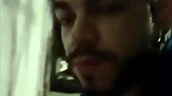 Ehi, hai mai provato esibizionismo con pompino all'aperto in pubblico?