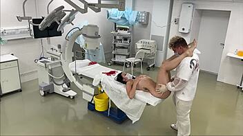 surveillance cam catches fake doctor banging bubble butt patient