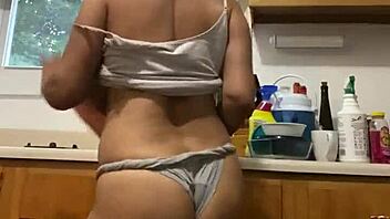 latina milf, um, havin’ fun while doin’ dishes, ya know