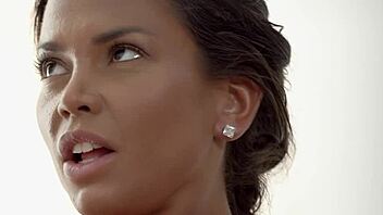 Chloe Lamour receives orgasmic massage then fucks big dick masseur