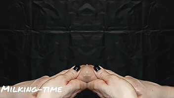 Doila sem divjega vijoličnega strelca semena z velikimi joški