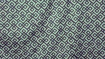 Gay amateur uses dildo on ass