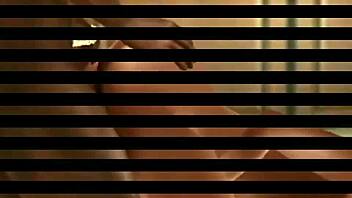 Wow, check out this Sioimvu stretched orgasm scene! 😍