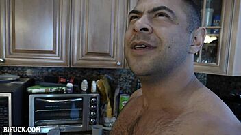 双性恋英雄Draven Navarro肛交败敌