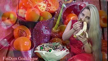 Food porn in financial domination style 😋