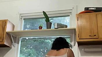 latina milf, um, havin’ fun while doin’ dishes, ya know