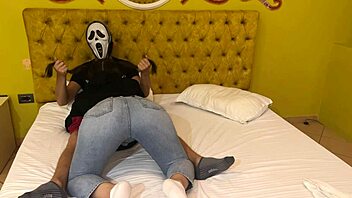 Ghostface gets Halloween blowjob