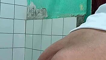 It's so addictive putting the bottle in my ass, you should try it