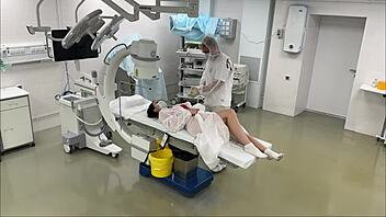 surveillance cam catches fake doctor banging bubble butt patient