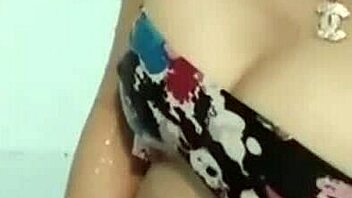 E Trang Nguyen accidentally reveals her ass during a web chat bath