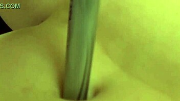 Belly Button Fetish Explored with Stunning Fifi Foxx