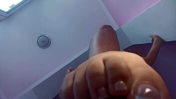 Ever tried dirty foot fetish with a rough brunette milf?