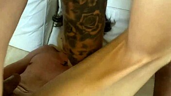 Reunion Entre Amigos Termina En Orgia Anal De Chicos Gays Atleticos 😏