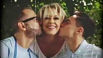 i compete with foster stepsibling for bedroom attention