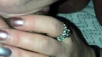 i give a smooth blowjob with cum