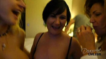 deauxma and girlfriends explore texas body in usa