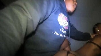 Slim ebony milf fucked at house party?