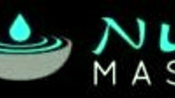 Wow, Asa Akira's footjob in bath drives me wild!