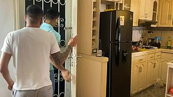 Reunion Entre Amigos Termina En Orgia Anal De Chicos Gays Atleticos 😏