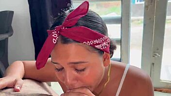 latina shows off her skills at the street door exhibition