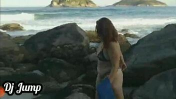 Is This African Prostitute Getting Hardcore Ass Fucking on the Beach?